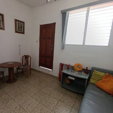 🏠 CASA EN VENTA — 2 casas en 1-CANAL DEL CERRO 🇨🇺 - 2/10