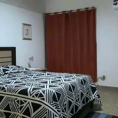 RENTA de apartamento moderno con vista al mar en Vedado - Img 121551758