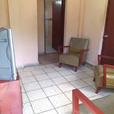 Renta de casa en guanabo con piscina y ranchon. - Img 122732705