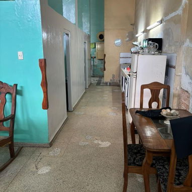 OPORTUNIDAD ÚNICA! Propiedad Puerta Calle en Centro Habana – Ideal Negocio o Vivienda - Img 120352792