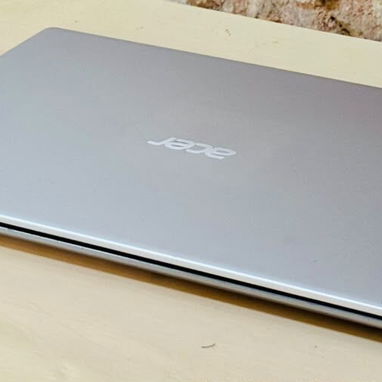 Laptop Acer - 3/4