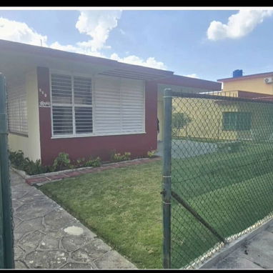 Venta de casa en nuevo vedado - 3/10