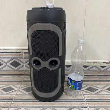 Bocina 6.5" con mando y microfono - Img 127268114