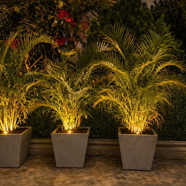 Diseñamos•Cuidamos•Transformamos.Macetas de cemento y jardineras.Todos los servicios de jardinería - 3/5