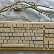 Teclado PS2 Logitech en perfecto estado - Img 49301922