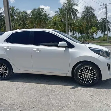 Alquiler de carros en la Habana entrega en el aeropuerto tanque lleno no se cobra dinero adelantado varios modelos - 2/3