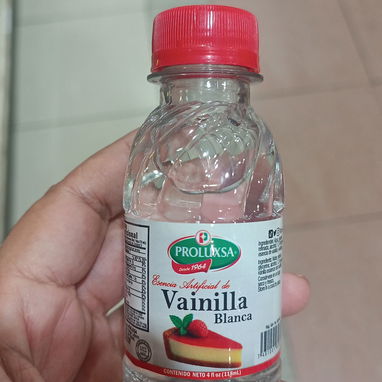 Vainilla caramelo. 3 USD o MN al cambio. Vainilla blanca 4, 50 USD o MN al cambio - 2/2