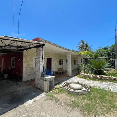 Se vende amplia casa con apartamento independiente – Santa Fe, Playa (Reparto El Roble) - 5/10
