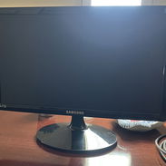 Monitor Samsung LED de 15 pulgadas - Img 55488706