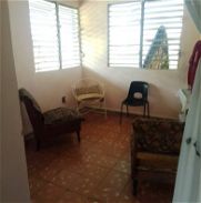 *REBAJADA A $5000usd.  En venta  casa puerta de calle, y techo ligero en Mantilla, Arroyo Naranjo. - Img 45902146