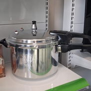 Olla de 5L en 35 usd x unidad - Img 58116686