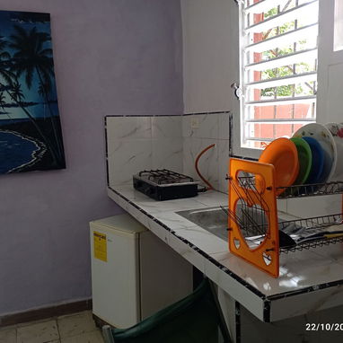 ES HABITACIÓN PRIVADA EN LA TERRAZA DE MI CASA. - Img 114209275