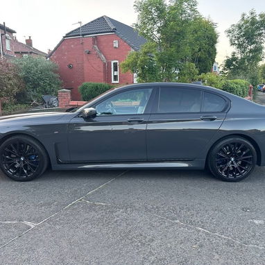BMW 7 Series 730d M Sport MHT xDrive – 2021 (21 Plate) - Img 124575577