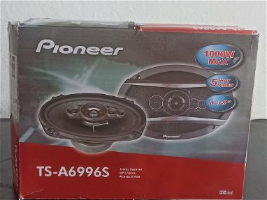 Bocinas Pioneer nuevas en caja - Img main-image-45676491