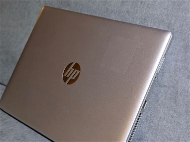 Laptop HP ProBook 430 G5, Intel i3, RAM 8GB, 256 GB internos - Img 65145020