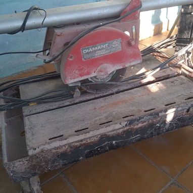 Maquina de cortar Azulejos y losas de granito original trabaja en 220V - 2/5