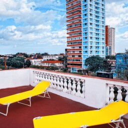 Venta de Hostal-Restaurante en el vedado - Img 110436817