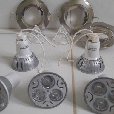 Regulador de voltaje y pequeño juego de nombillos Led para decoración o muebles - 3/6