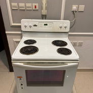 Cocina eléctrica con horno en venta | Estufa de cocina | Buen estado - Img 56006525