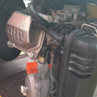 Planta electrica de 5000w con su carburador original para gasolina y gas de la calle. - 2/2