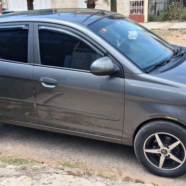 KIA PICANTO 2008 - 4/10