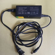 Cargador HKY 19v 3.42 A ( De Uso) - Img 56715688