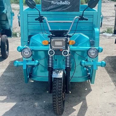 *TRICICLO PortoBeLLo*  ☑️Alarma  ☑️Capacidad de carga 1400  ☑️Autonomía 120 km ☑️ 6 Bateria de GEL 72V x 89Ah ☑️Motor 15 - 2/4