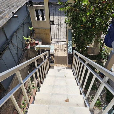 Casa en venta a una cuadra y media de Corral Falso - Img 124227550