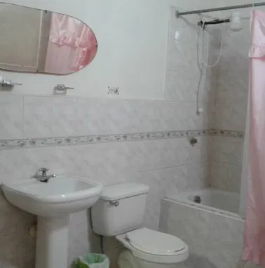 SE RENTA HABITACION PRIVADA CERCA DEL HOTEL HABANA LIBRE.54026428 - Img 75142678