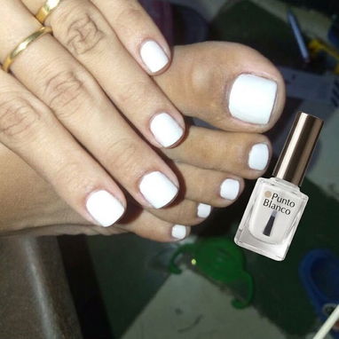 Arreglo de uñas naturales - 2/3