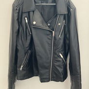 Chaqueta de cuero - Img 57774869