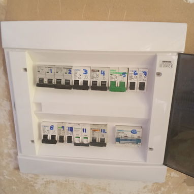 Rescatando hogares del apagón. Instalación de paneles y Kits solares, mantenimiento a instalacines electricas. - Img 119835575