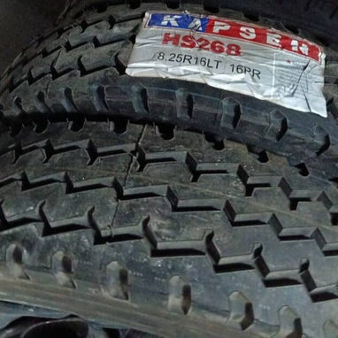 Neumáticos 8.25R16 disponibles / gomas de camión / gomas de guagua / neumáticos de camión/ neumáticos de guagua - 2/2