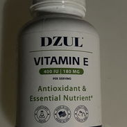 Se vende pomo de Vitamina E o se cambia por uno de Vitamina C - Img 57769234
