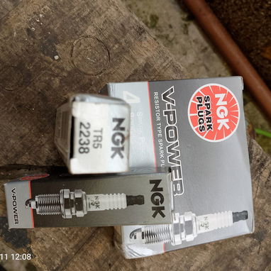 bujías NGK V-Power - Img 123530433