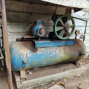 Compresor de aire grande_ Ideal Taller/ Carpintería (GRAN REBAJA DE PRECIO) - Img 57295701
