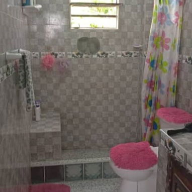 Se Vende Casa en 10 de Octubre con Carro Incluido - 2/7