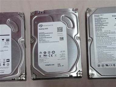 Vendo 3 discos duros mecánicos internos de pc (para piezas¿?) - Img main-image