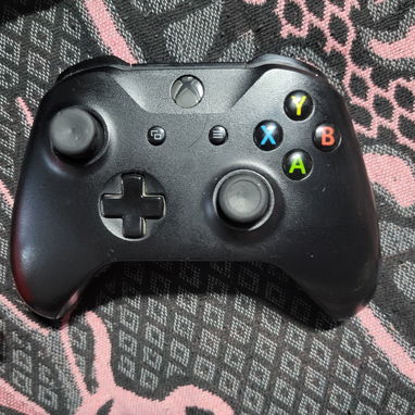 Xbox One X - Img 126321310