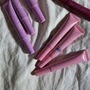 Lip gloss imitación Rhode - Img 58074357