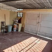 Vendo Casa con garaje 2 cuartos Playa 50mil 53582376 - Img 54683413