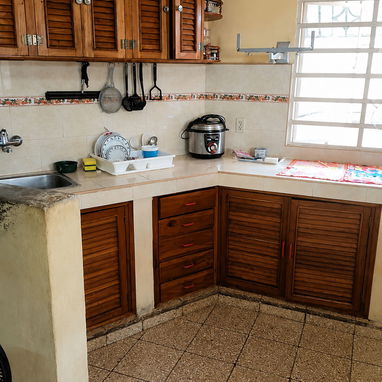 🔥🏡 OPORTUNIDAD — HOSTAL EN VENTA EN PLAYA 🏡 ✨ Se vende con TODO incluido ✨ - Img 125064825