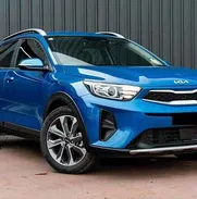KIA Stonic 2024 caja 8va 0km de verdad ,salón en piel - Img 49057903
