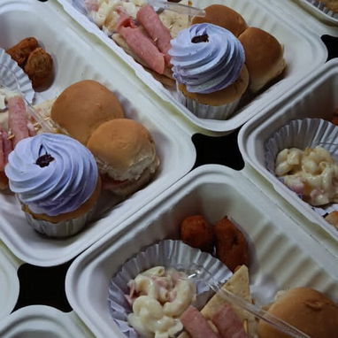 Buffet de calidad para sus fiestas - 2/2