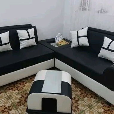 Interesados llamar al 58879086 inf.. o contactar por Whatsapp o messenger. - Escáparates y gabetero.  - Juego de sala. - 6/10