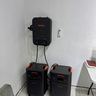 Se instalan kits fotovoltaicos - Img 127252709