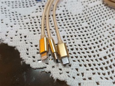 Cables de carga de Iphone, Tipo C, USB2, audifonos inalambricos | 55100108 - Img main-image