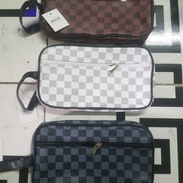Bolso de mano para hombre - Img 56105159