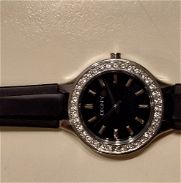 Fino y bonito reloj de mujer marca americana DKNY, NUEVO - Img 45634698