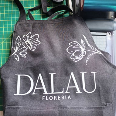 Pullovers Personalizados Blancos y Negros para parejas o negocios - Img 125577693